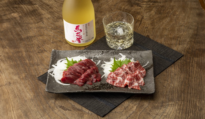 常楽酒造 本格米焼酎 馬花誉(うまかよ)/馬刺し(中トロ・上赤身)